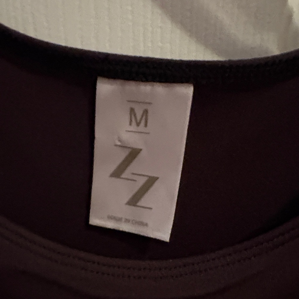 VT Women's Black Crop Top - Picture 2 of 3